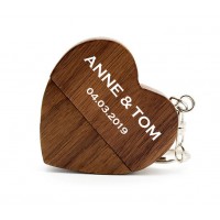 Walnoot hout hart usb stick met naam 16GB