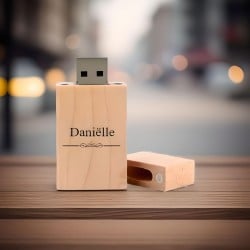 Daniëlle cadeau usb stick 8GB