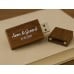 Hout usb stick met naam Hout usb stick met naam